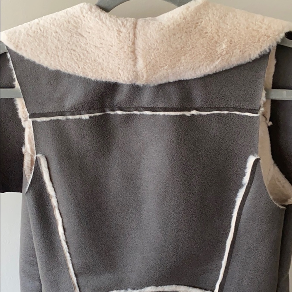 Suede fur vest - Picture 7 of 7